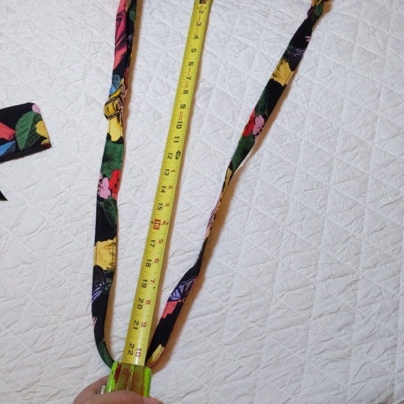 EUC Vera Bradley Crossbody Bag Red Pink Black - Picture 9 of 14